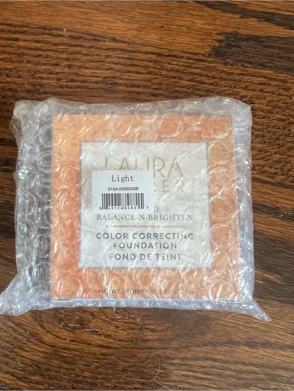 NWT Baked Balance-n-Brighten Color Correcting Foundation in Light